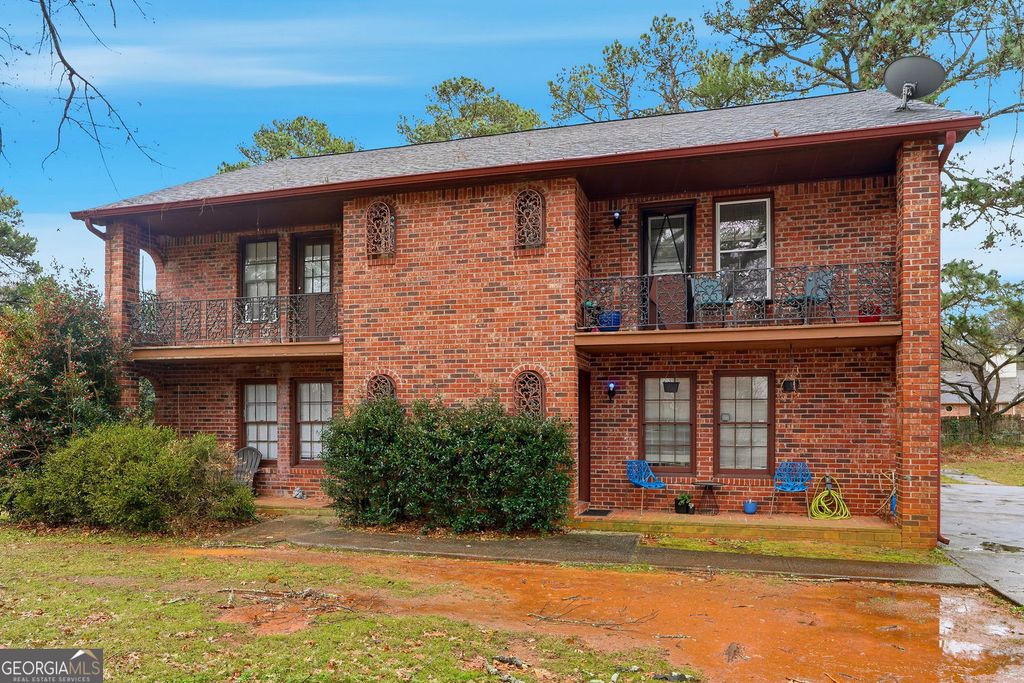 Photo of 2129 Golfview Drive SE, Conyers, GA 30013 (MLS # 10678037)