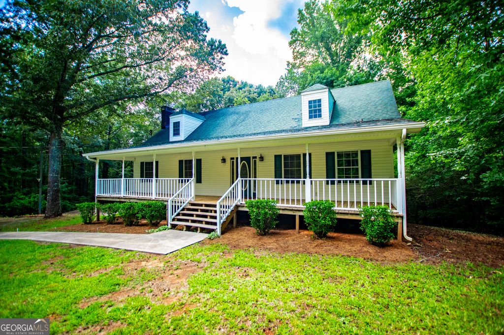 Photo of 8291 E Highway 5, Whitesburg, GA 30185 (MLS # 10768828)