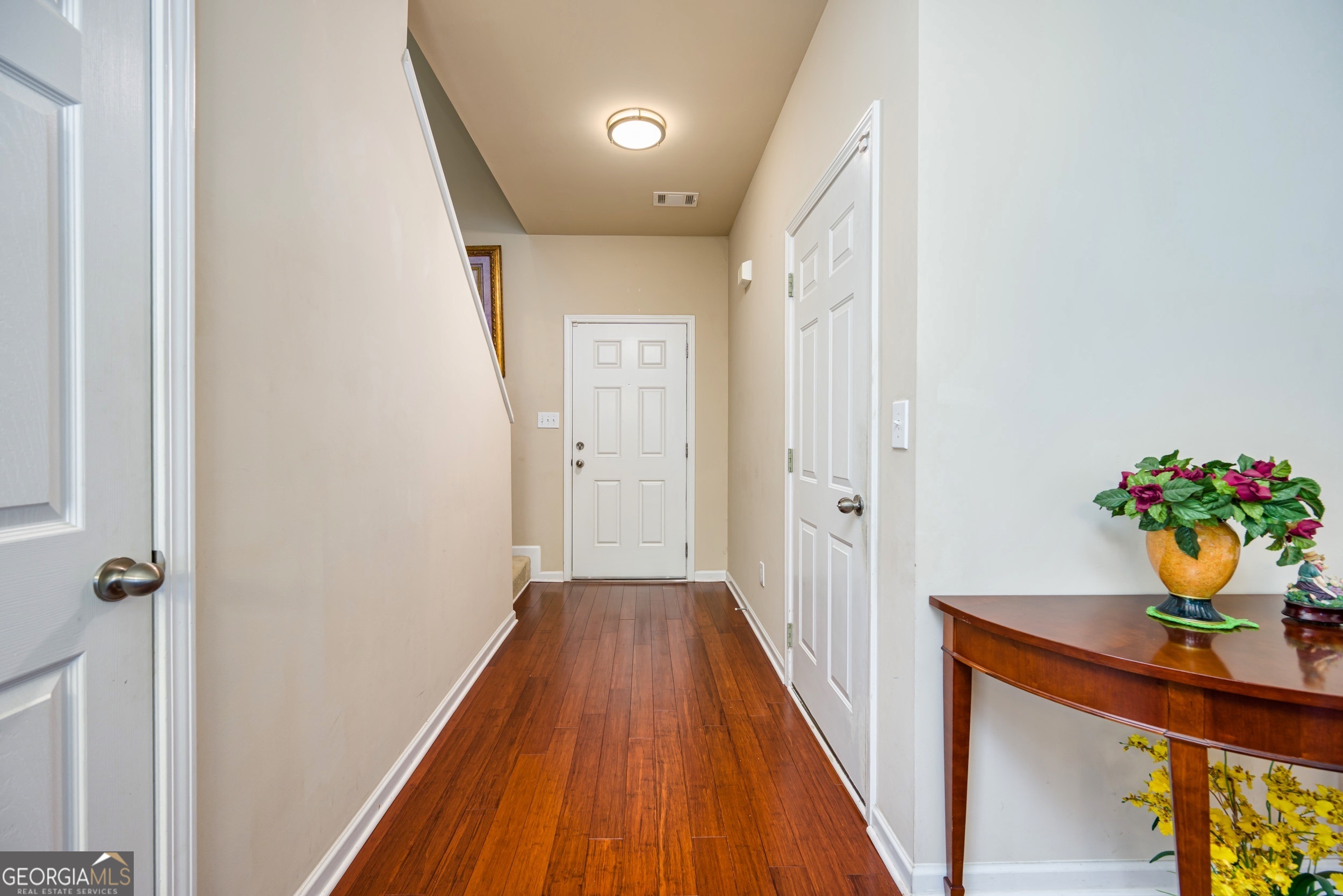6884 Barker Station WALK