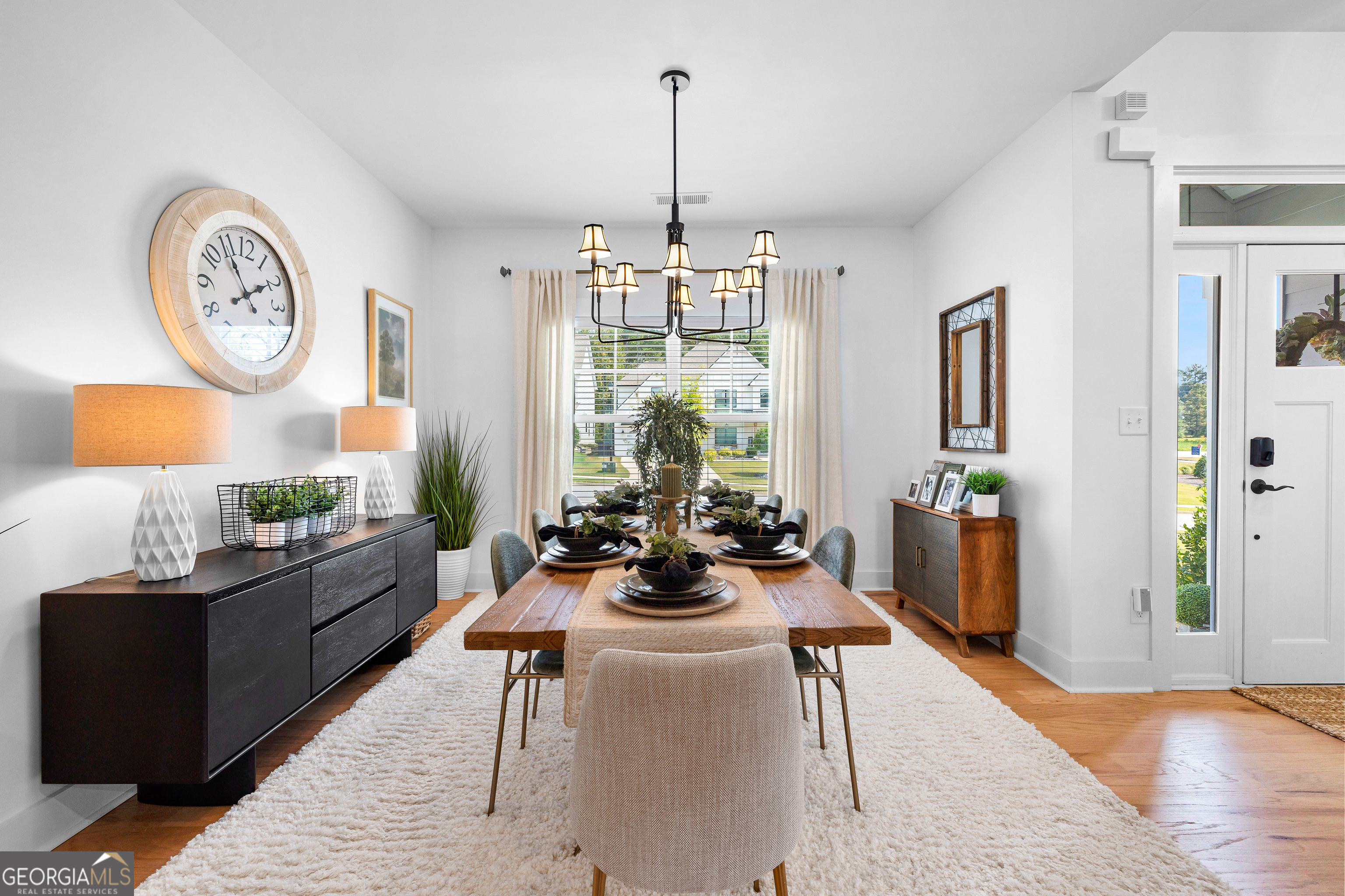 Sharpsburg, Georgia 30277, United States, 4 Bedrooms Bedrooms, ,4 BathroomsBathrooms,Residential,Active,222055