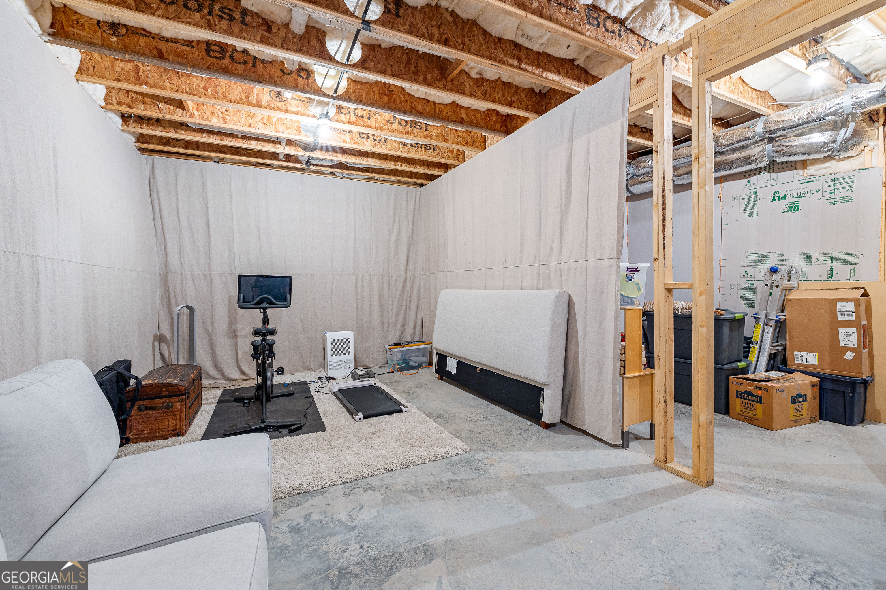 Sharpsburg, Georgia 30277, United States, 4 Bedrooms Bedrooms, ,4 BathroomsBathrooms,Residential,Active,222055