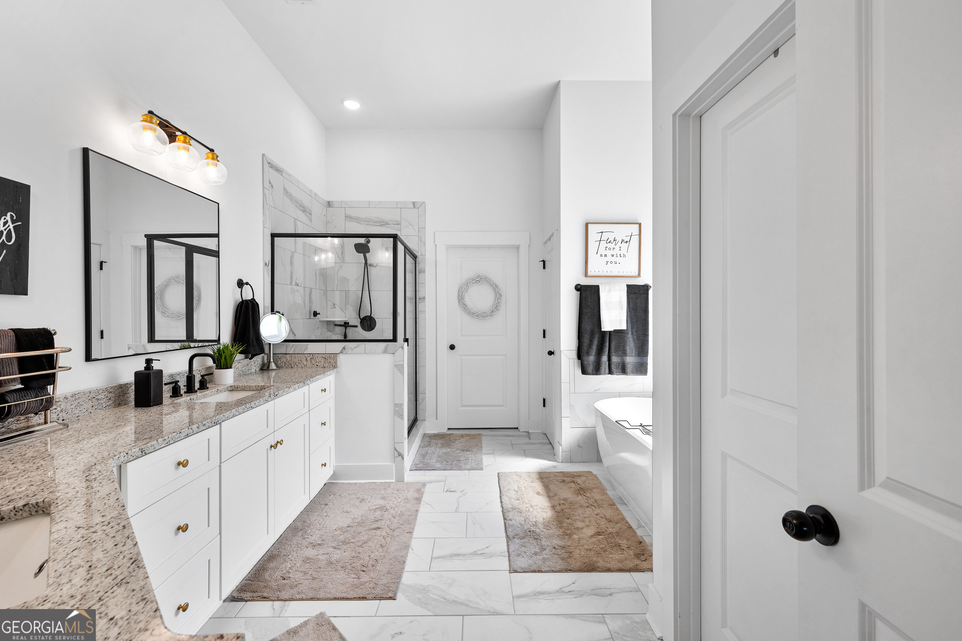 Sharpsburg, Georgia 30277, United States, 4 Bedrooms Bedrooms, ,4 BathroomsBathrooms,Residential,Active,222055