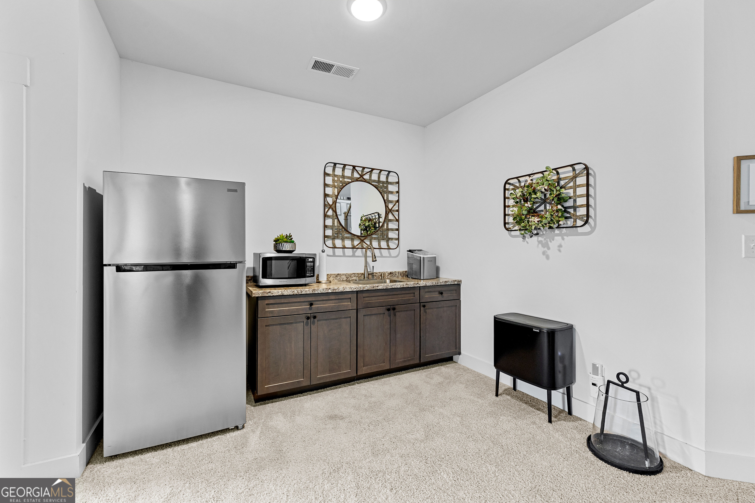 Sharpsburg, Georgia 30277, United States, 4 Bedrooms Bedrooms, ,4 BathroomsBathrooms,Residential,Active,222055