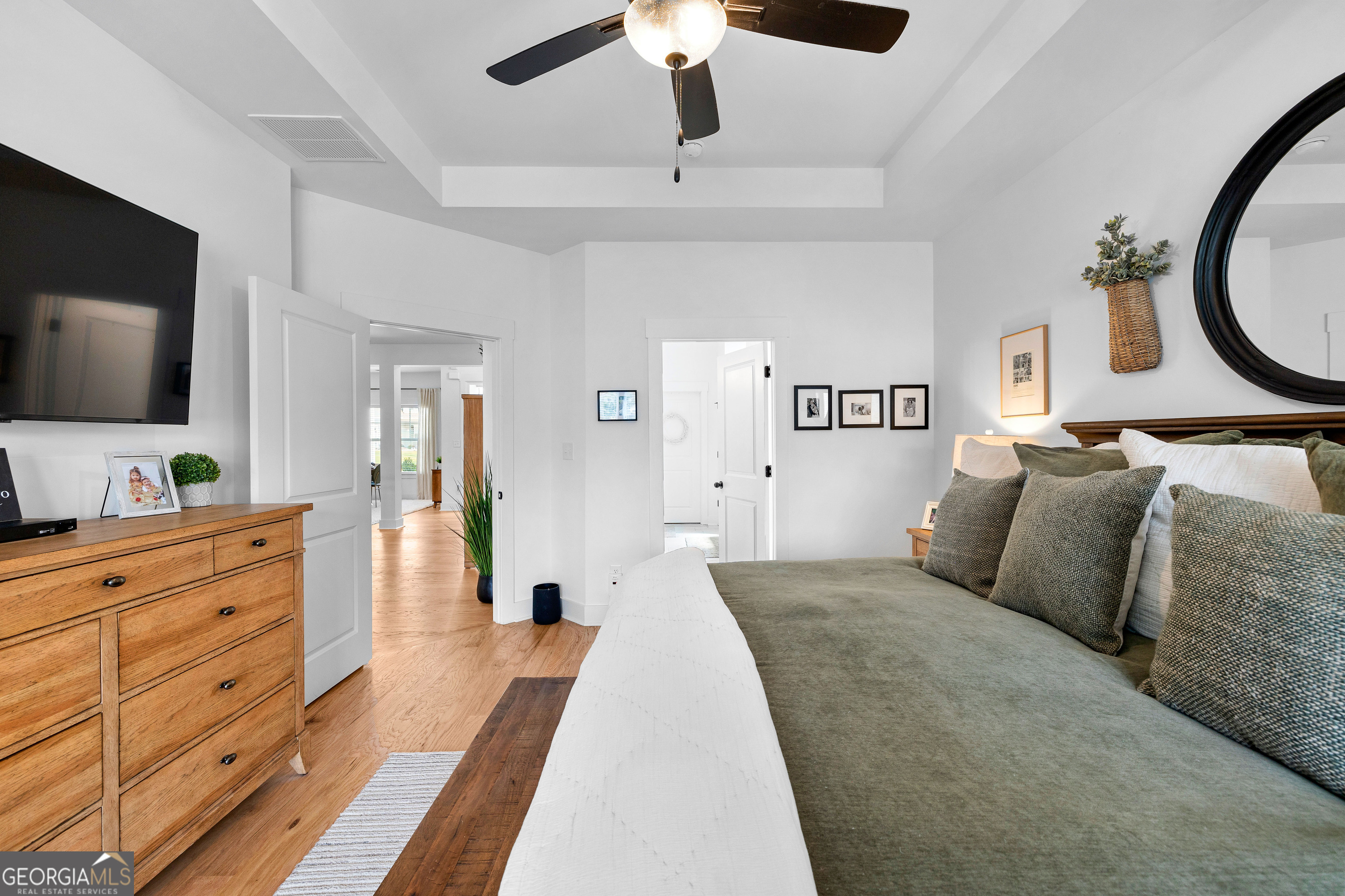 Sharpsburg, Georgia 30277, United States, 4 Bedrooms Bedrooms, ,4 BathroomsBathrooms,Residential,Active,222055