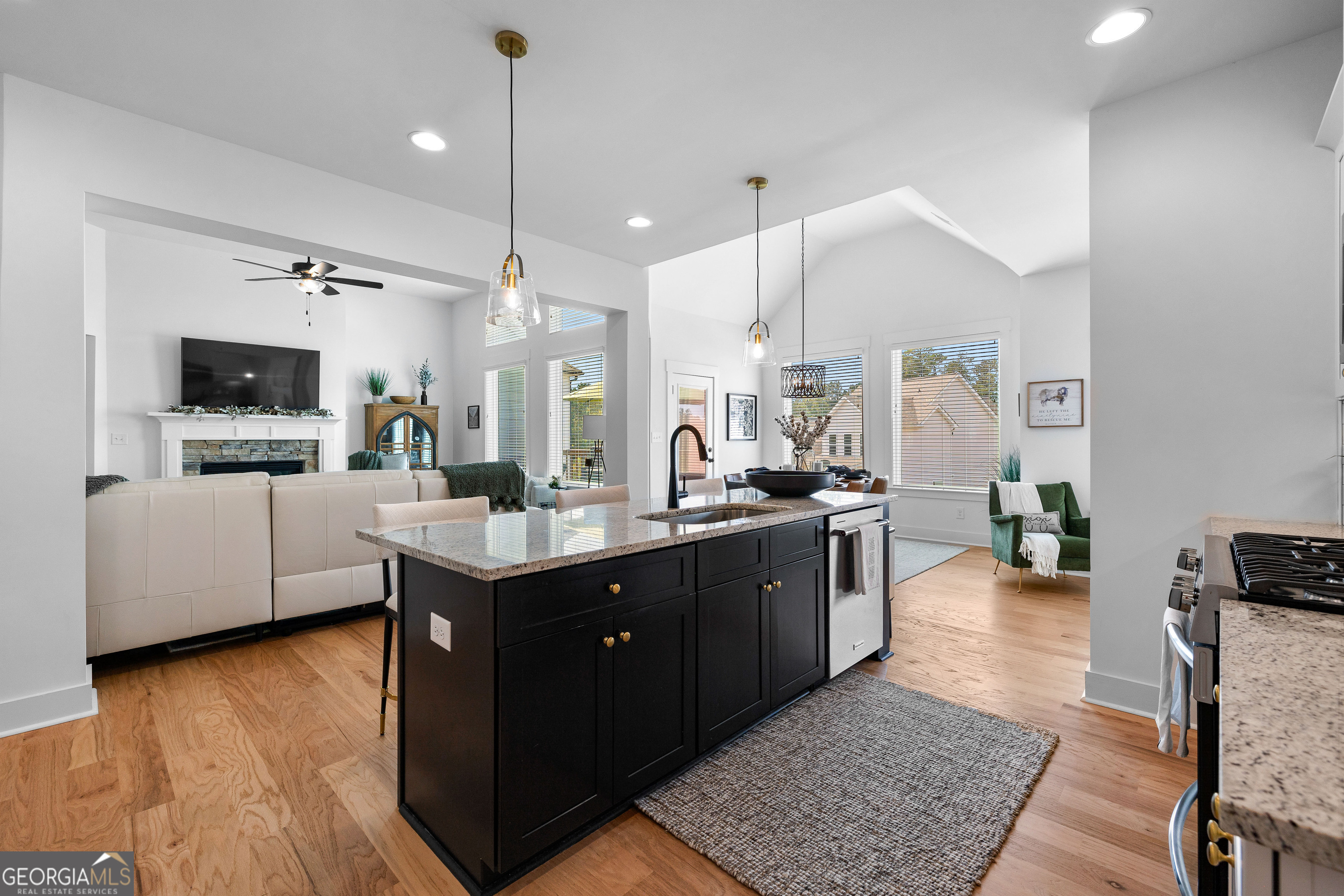 Sharpsburg, Georgia 30277, United States, 4 Bedrooms Bedrooms, ,4 BathroomsBathrooms,Residential,Active,222055