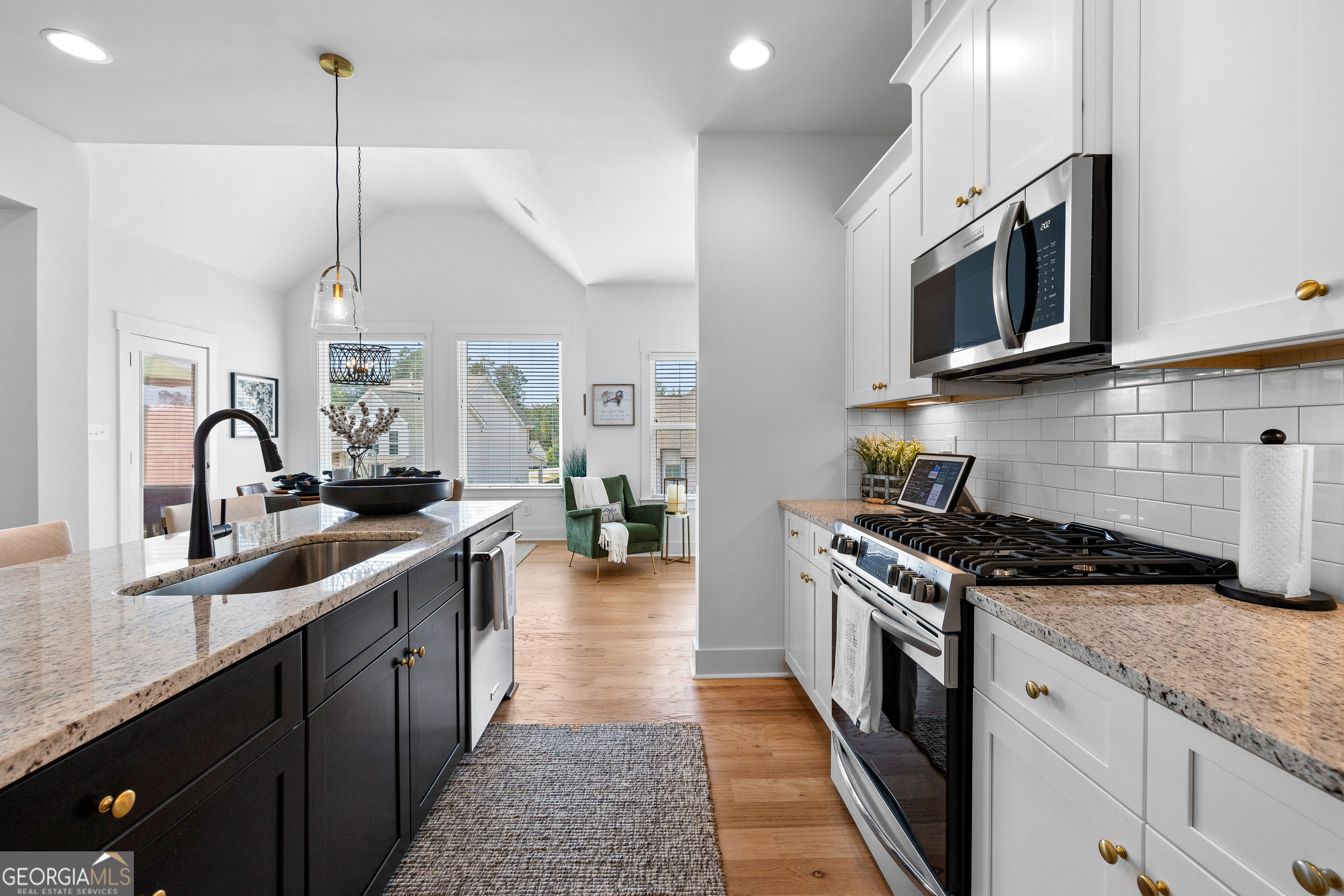 Sharpsburg, Georgia 30277, United States, 4 Bedrooms Bedrooms, ,4 BathroomsBathrooms,Residential,Active,222055