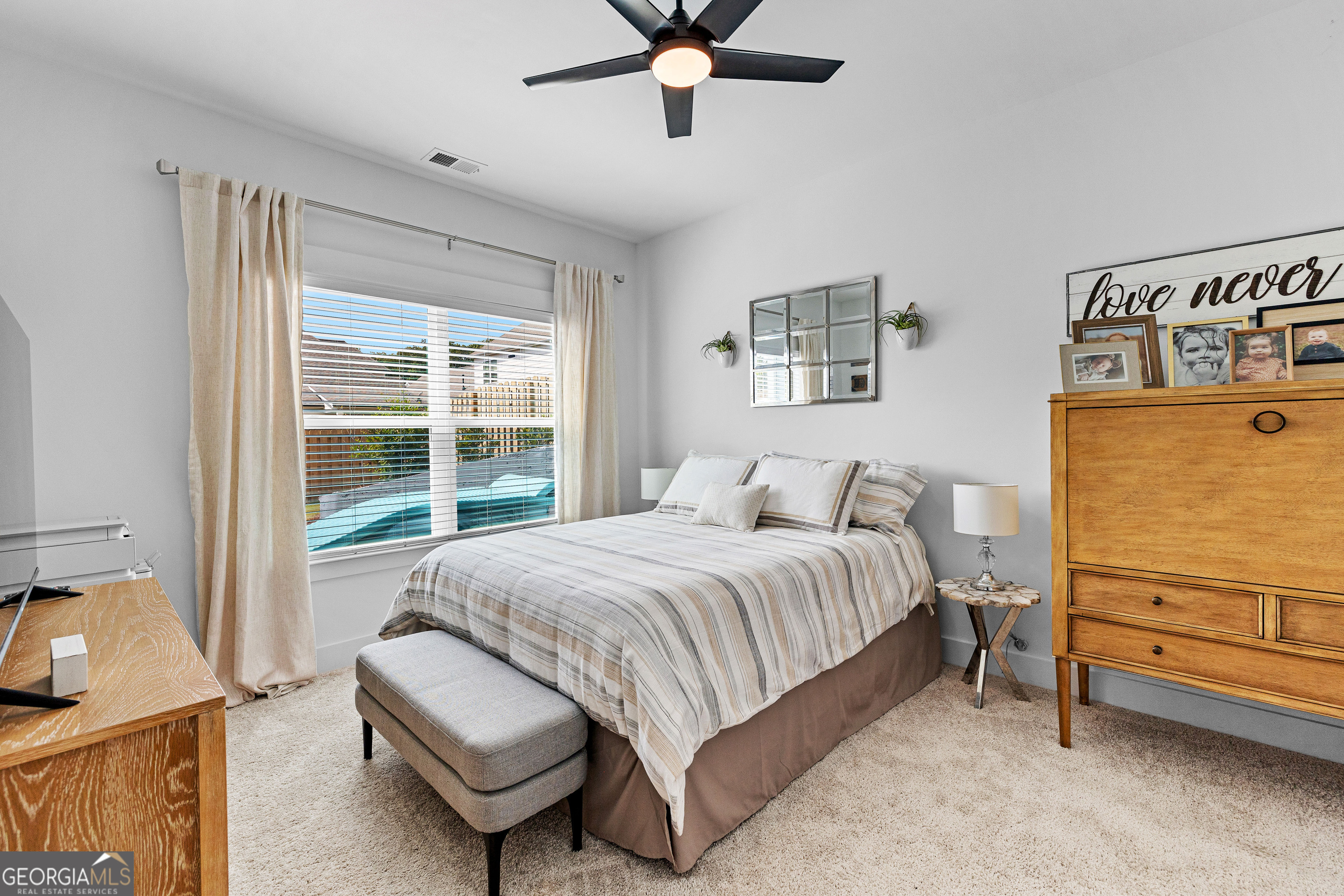 Sharpsburg, Georgia 30277, United States, 4 Bedrooms Bedrooms, ,4 BathroomsBathrooms,Residential,Active,222055