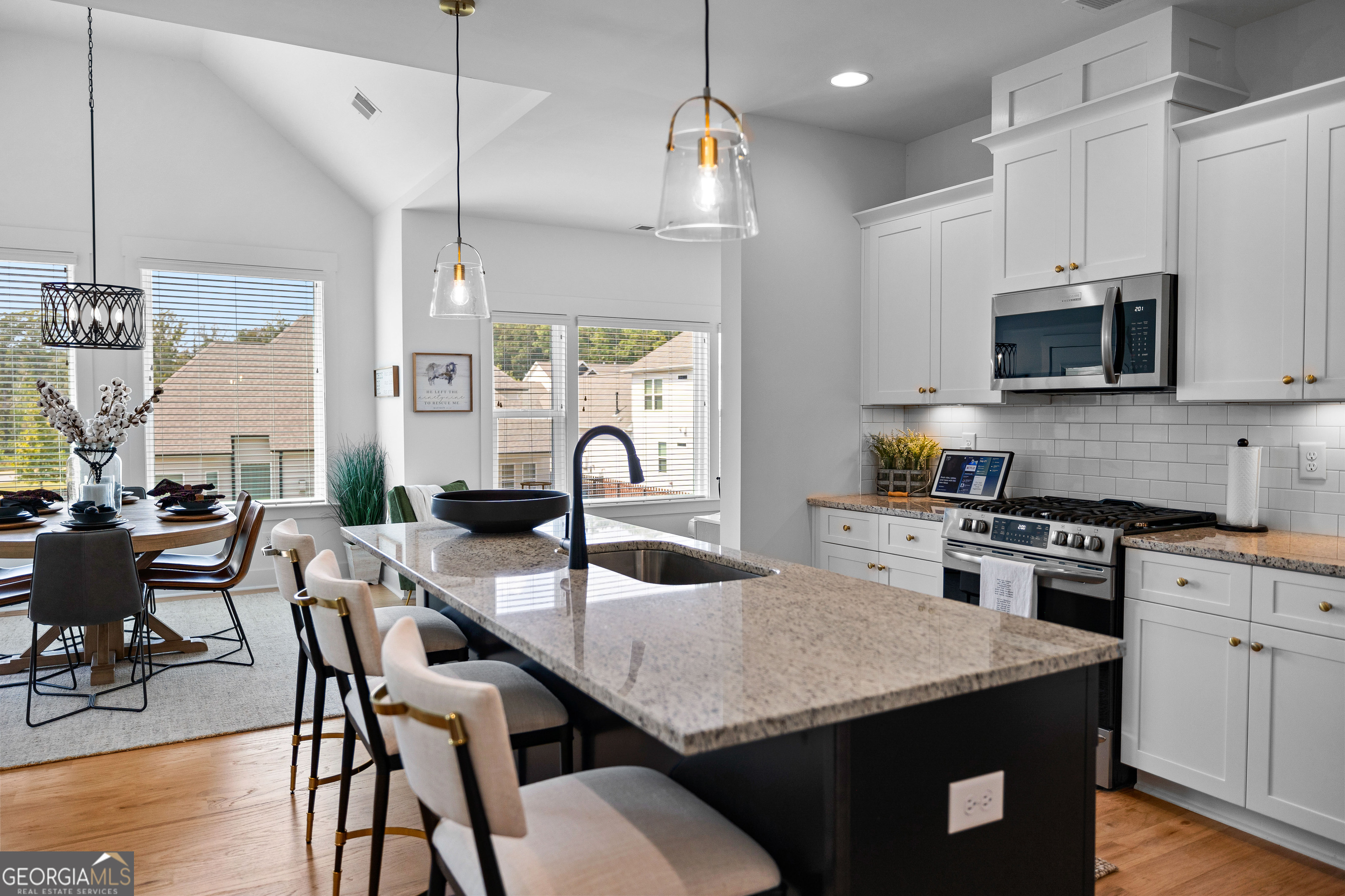 Sharpsburg, Georgia 30277, United States, 4 Bedrooms Bedrooms, ,4 BathroomsBathrooms,Residential,Active,222055