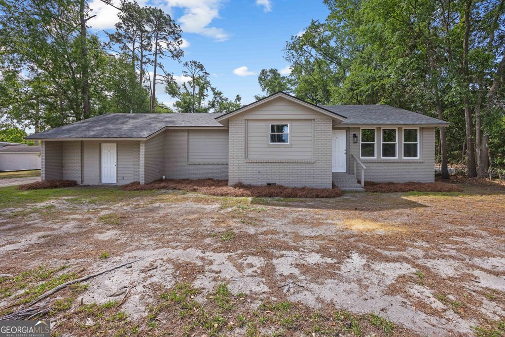 Photo of 303 E Ann St, Valdosta, GA 31601 (MLS # 10731679)