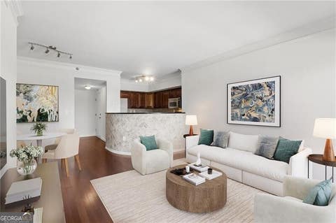 Photo of 275 13th Street NE #709, Atlanta, GA 30309 (MLS # 10818128)