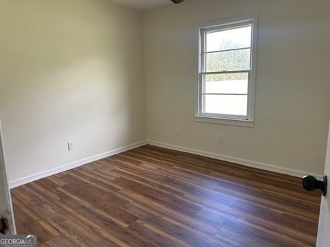 A home in Davisboro