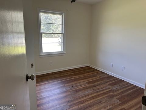 A home in Davisboro