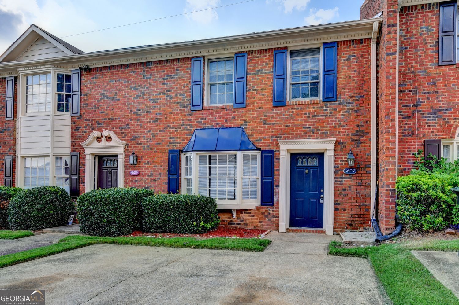 5607 Executive WAY WAY