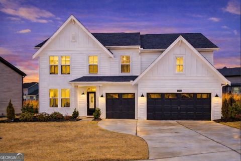 709 Michigan CIR Hoschton GA 30548