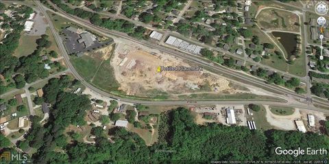 212 Railroad ST Jackson GA 30233