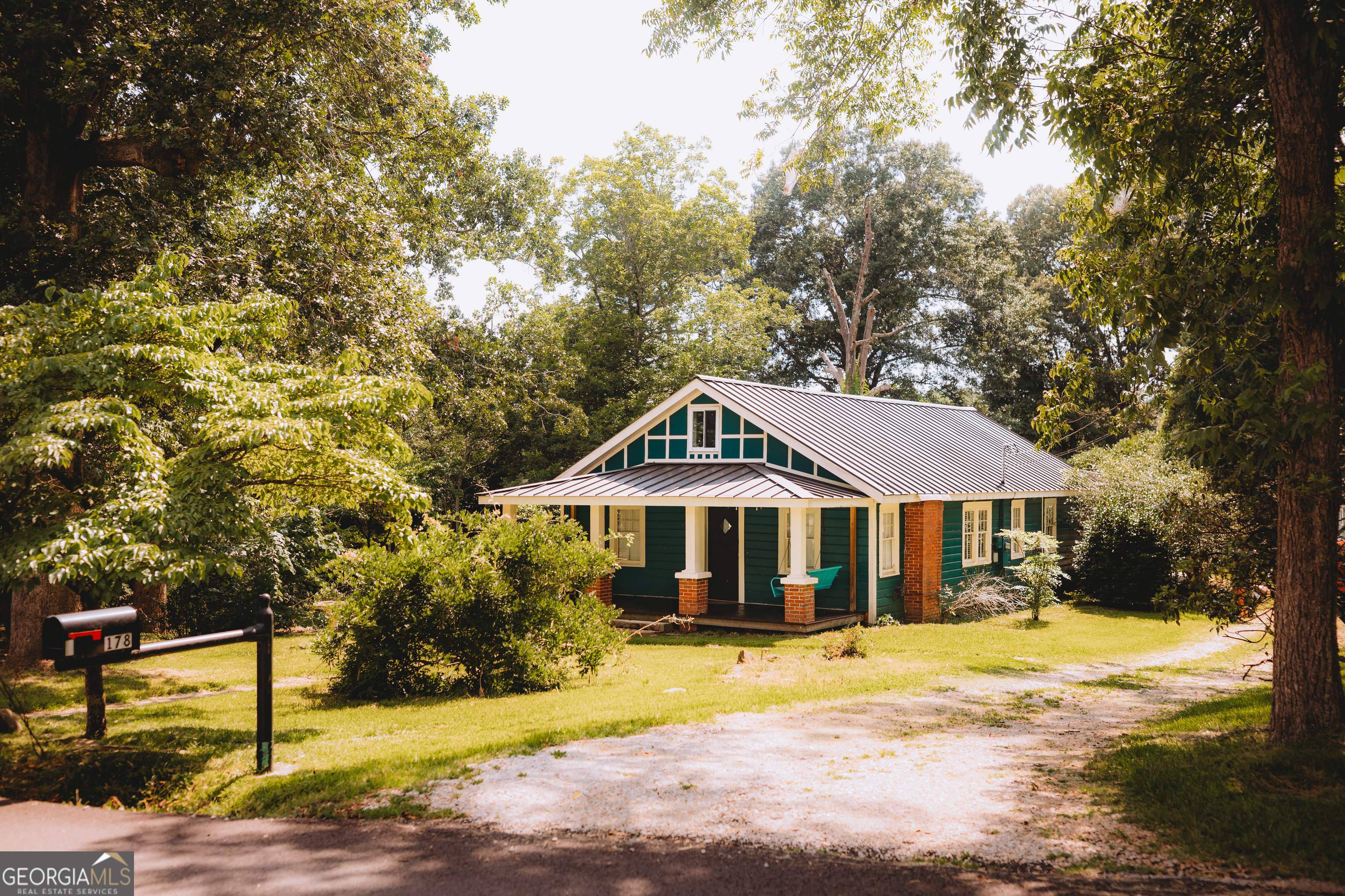 178 Mitchell ST