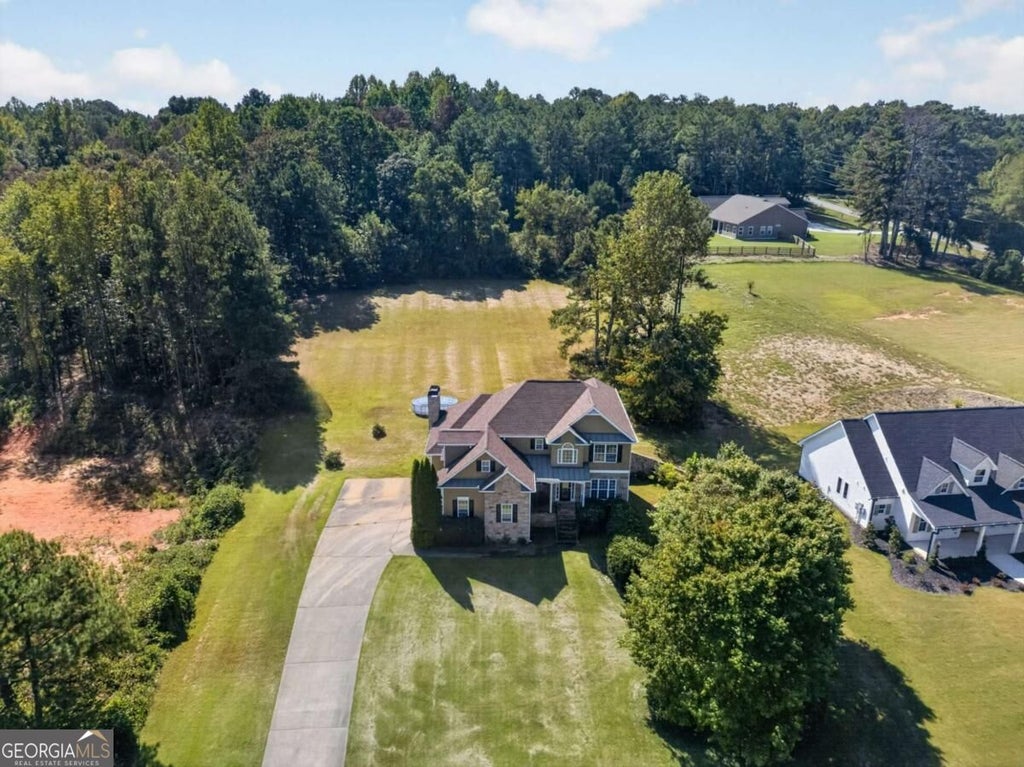 Photo of 109 W Lake Boulevard, Carrollton, GA 30116 (MLS # 10866747)