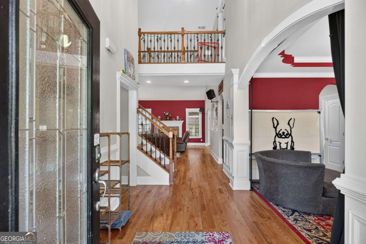 109 W Lake BLVD