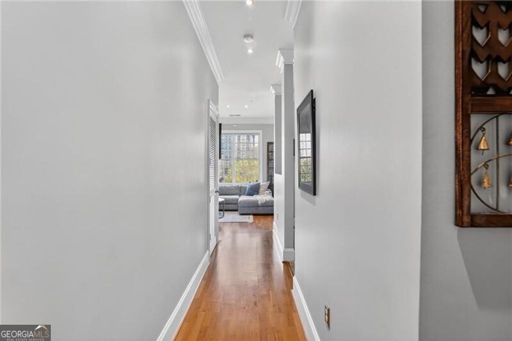 Photo of 1055 Piedmont Avenue NE #406, Atlanta, GA 30309 (MLS # 10724695)