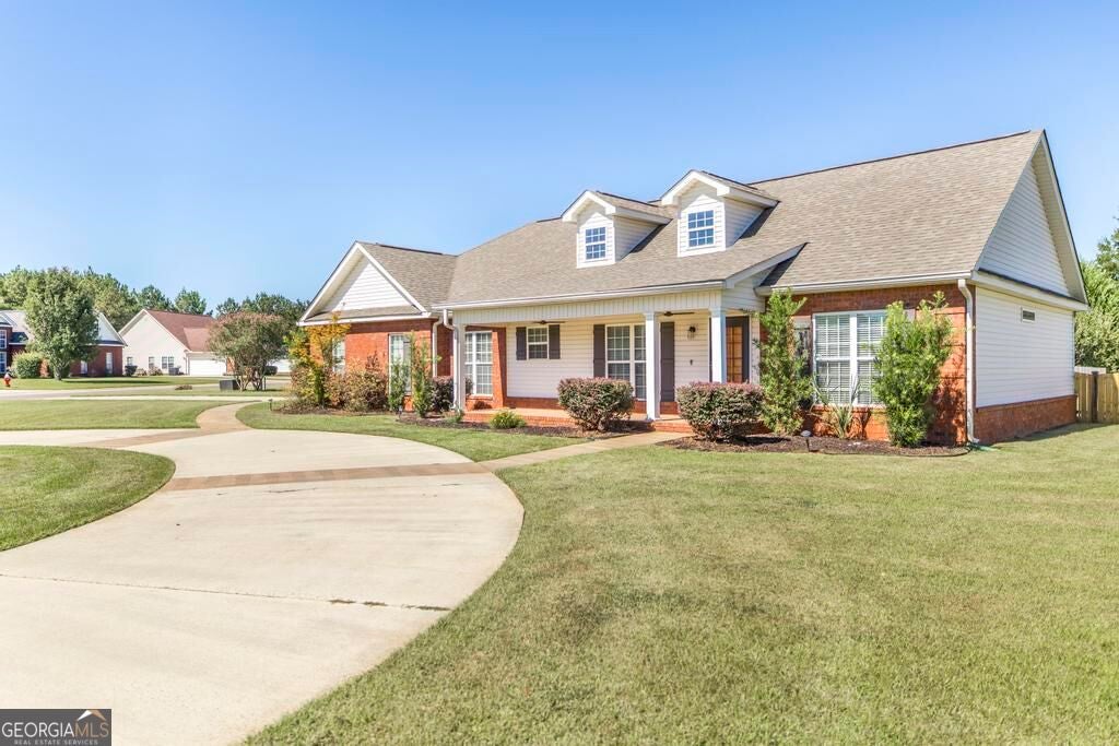 Photo of 256 Ellicott Drive, Warner Robins, GA 31088 (MLS # 10870686)