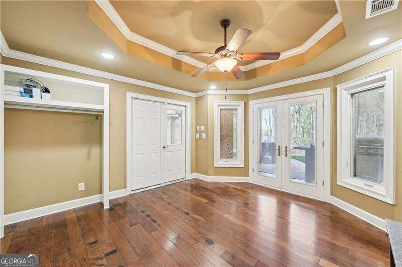 Lake Lanier - Smoke Chase - Residential