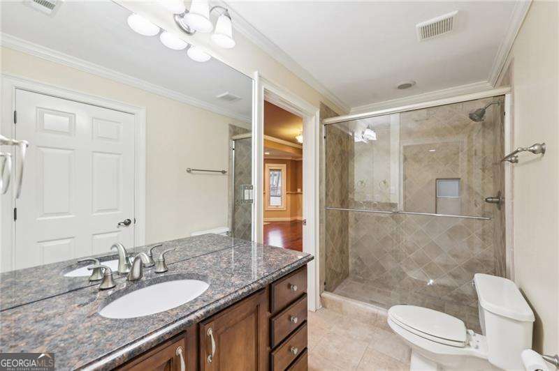 Lake Lanier - Smoke Chase - Residential