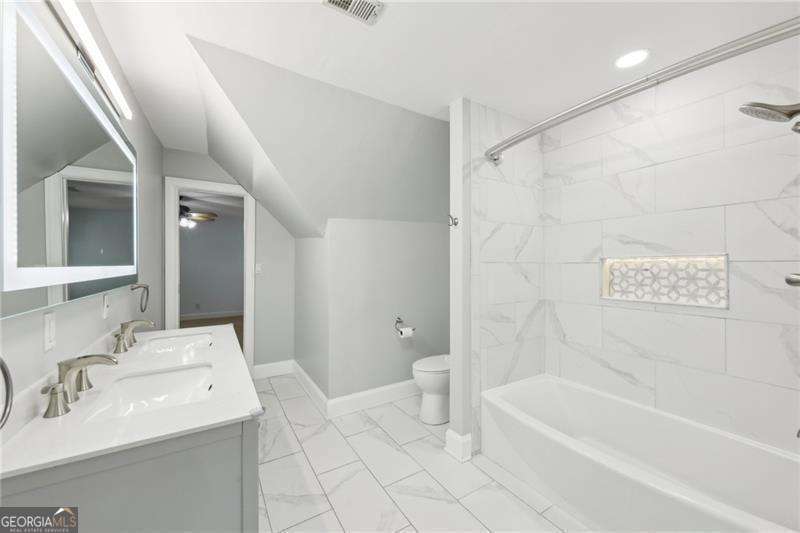 Lake Lanier - Smoke Chase - Residential