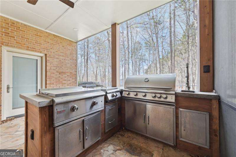 Lake Lanier - Smoke Chase - Residential