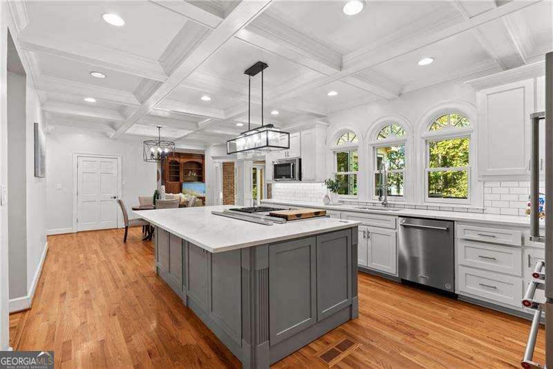 Lake Lanier - Smoke Chase - Residential