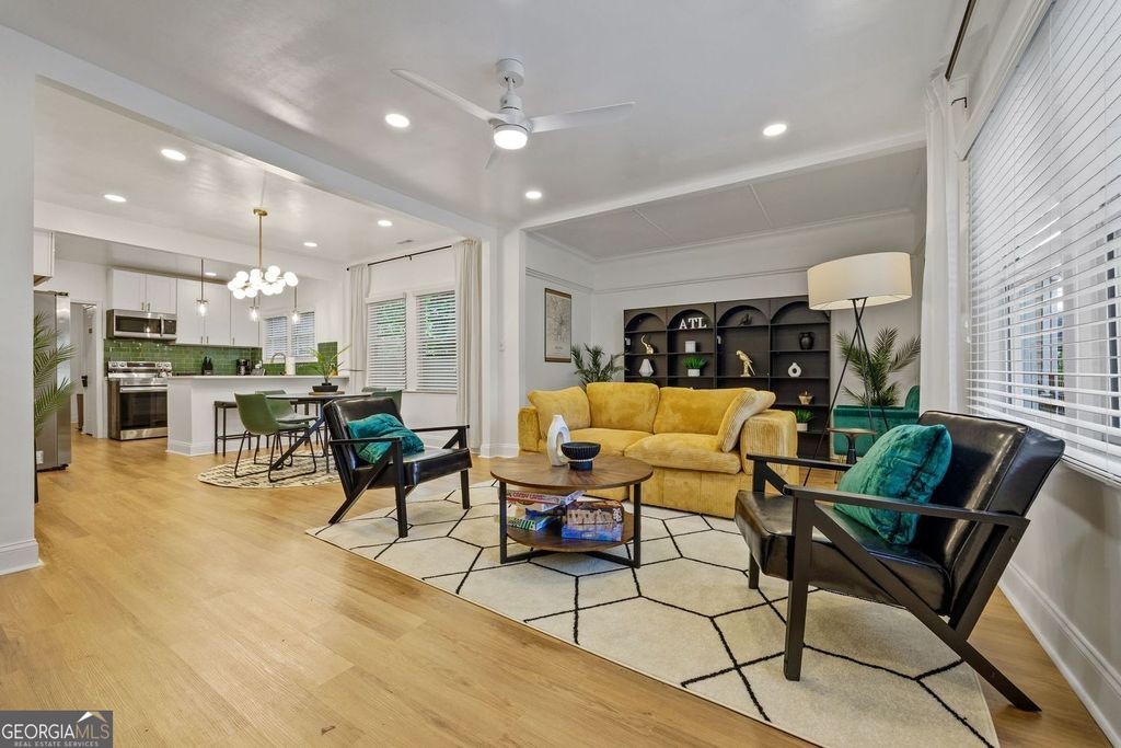 Photo of 920 Lawton Street SW, Atlanta, GA 30310 (MLS # 10742111)