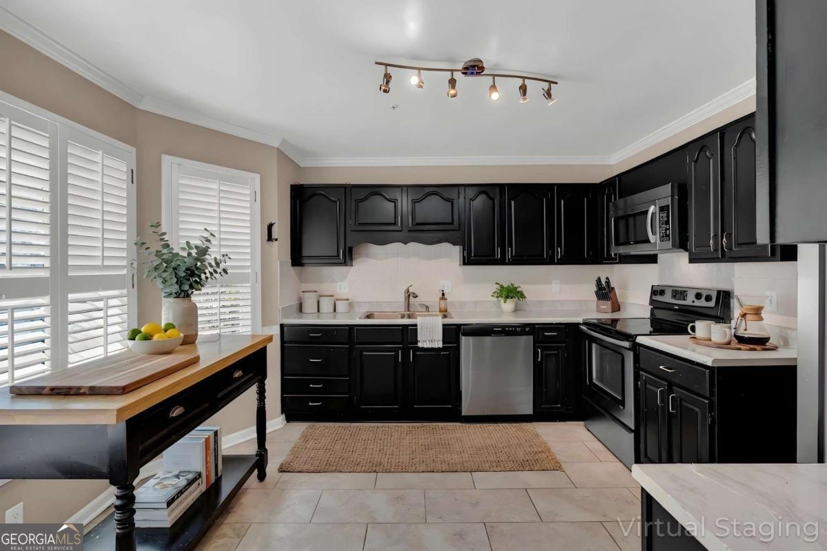 513 Salem Woods DR SE