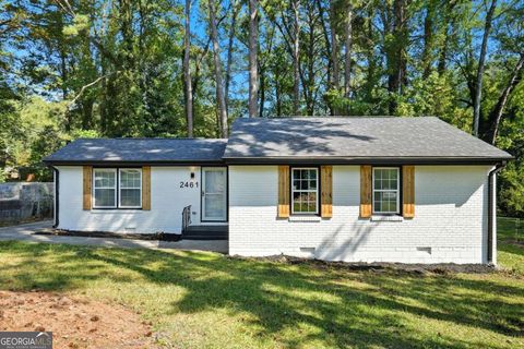 2461 Old Colony RD Atlanta GA 30344