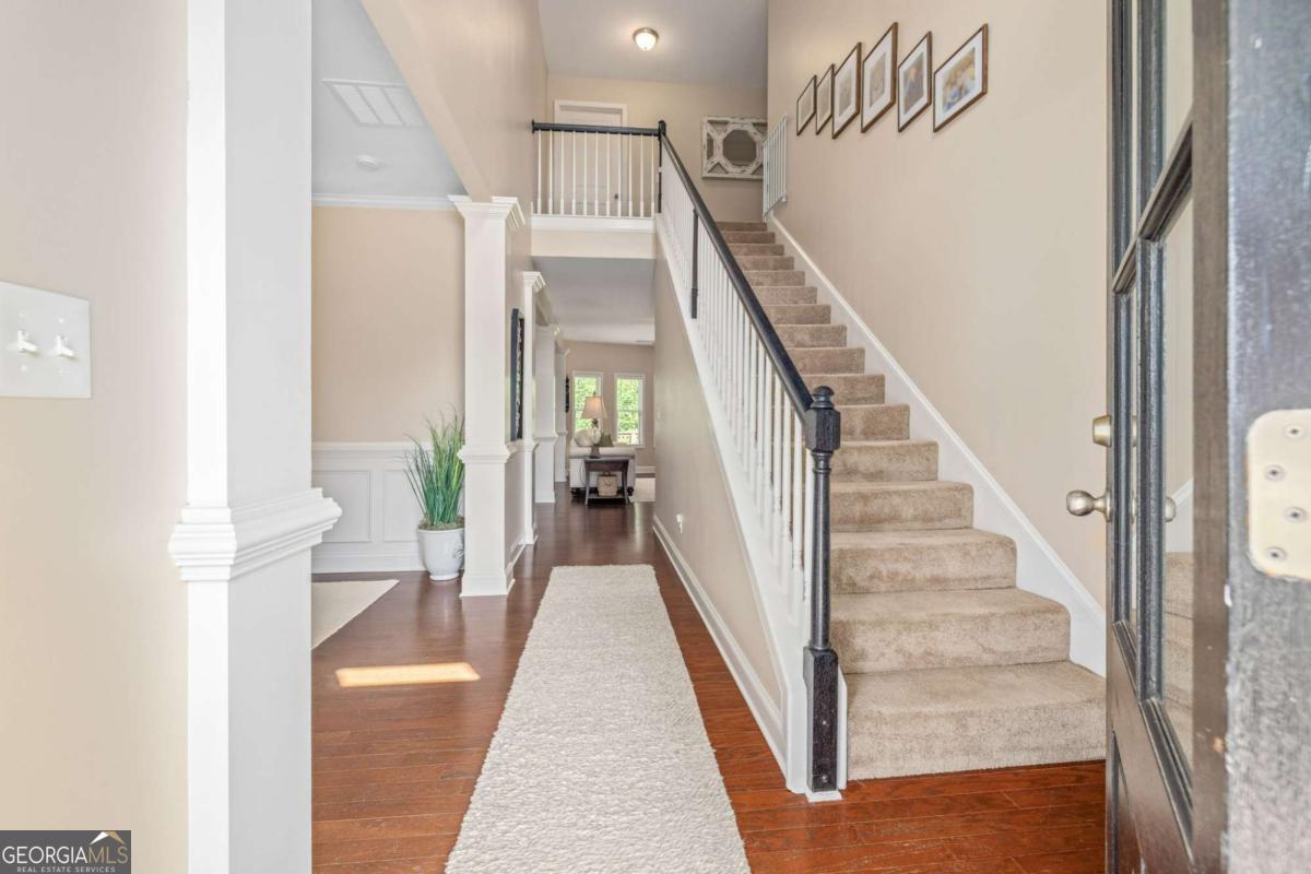 4160 Radford Oaks LN