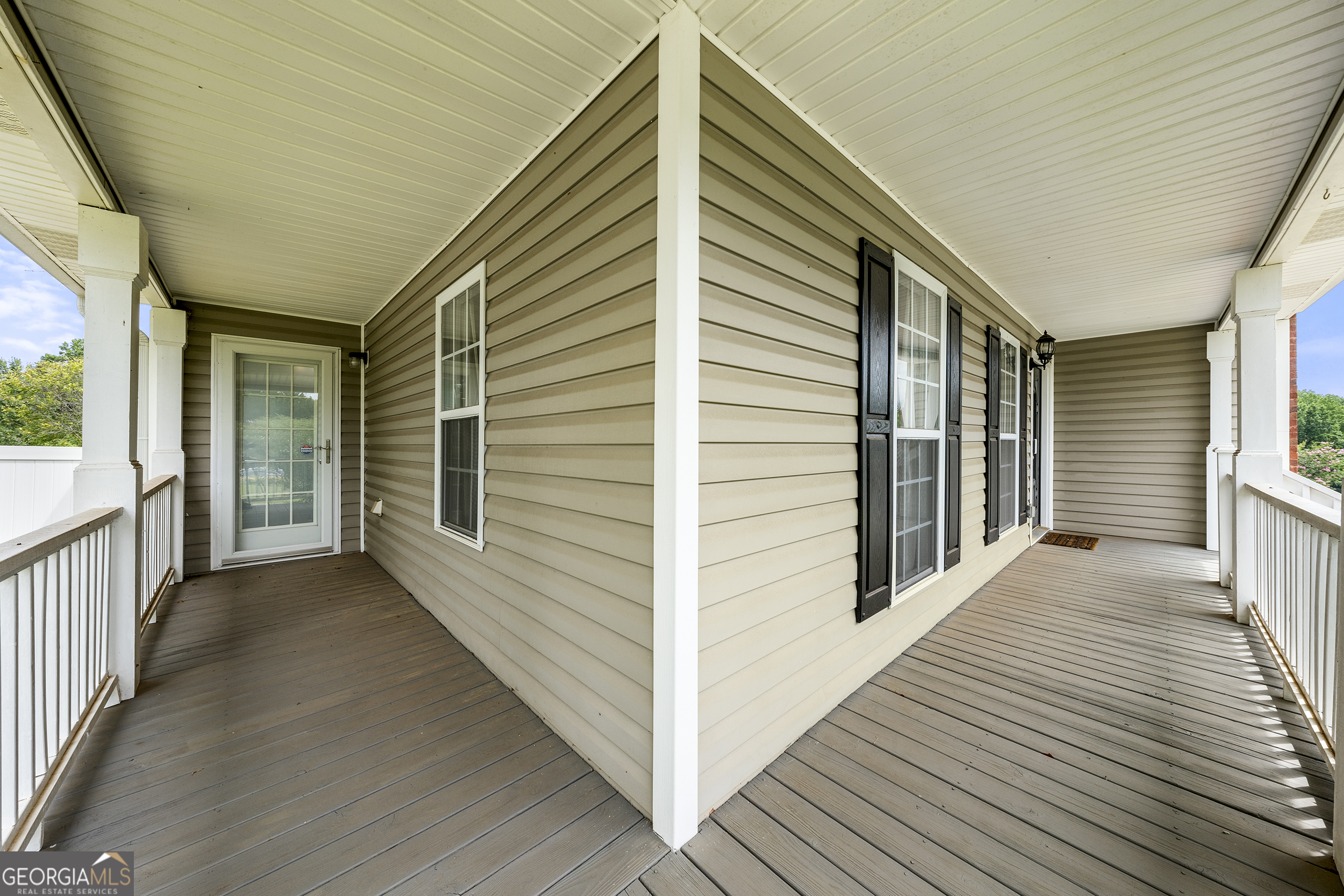 71 Barrington DR