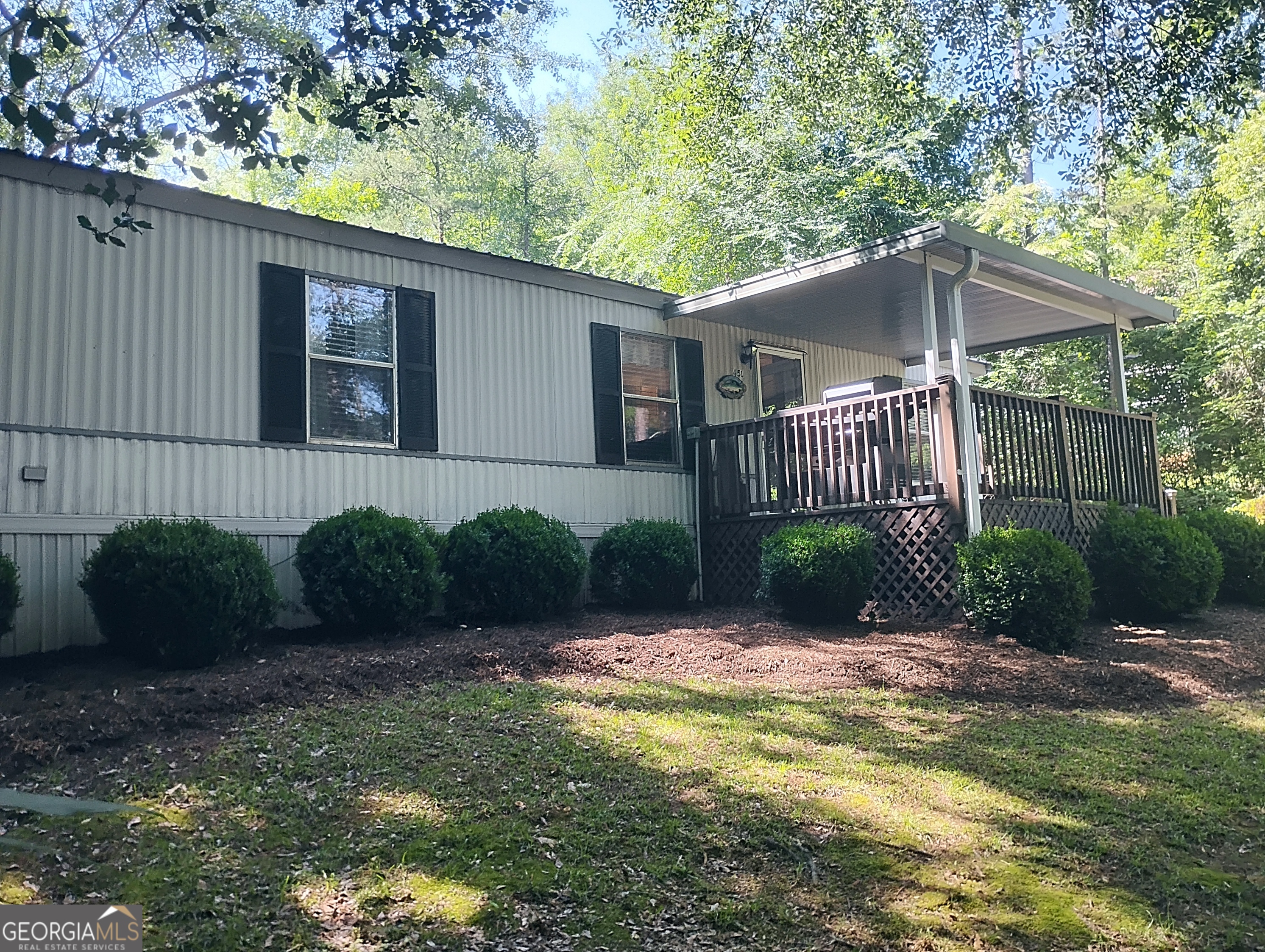 451 North Leroy RD