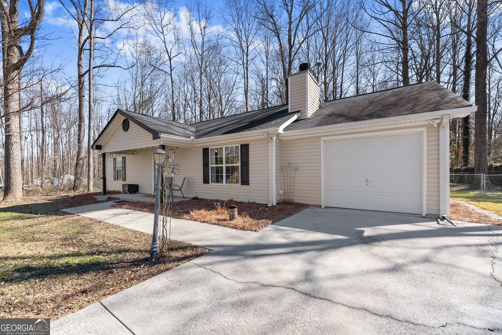 Photo of 3932 Willow Wind Drive, Gainesville, GA 30507 (MLS # 10691252)