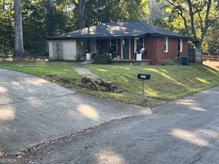 Photo of 254 S Dixie Avenue, Cartersville, GA 30120 (MLS # 10852103)