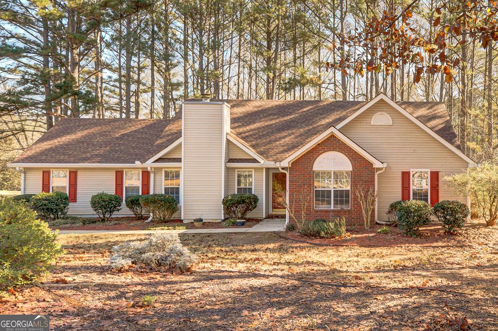 Photo of 7 Buck Trail, Newnan, GA 30265 (MLS # 10650627)