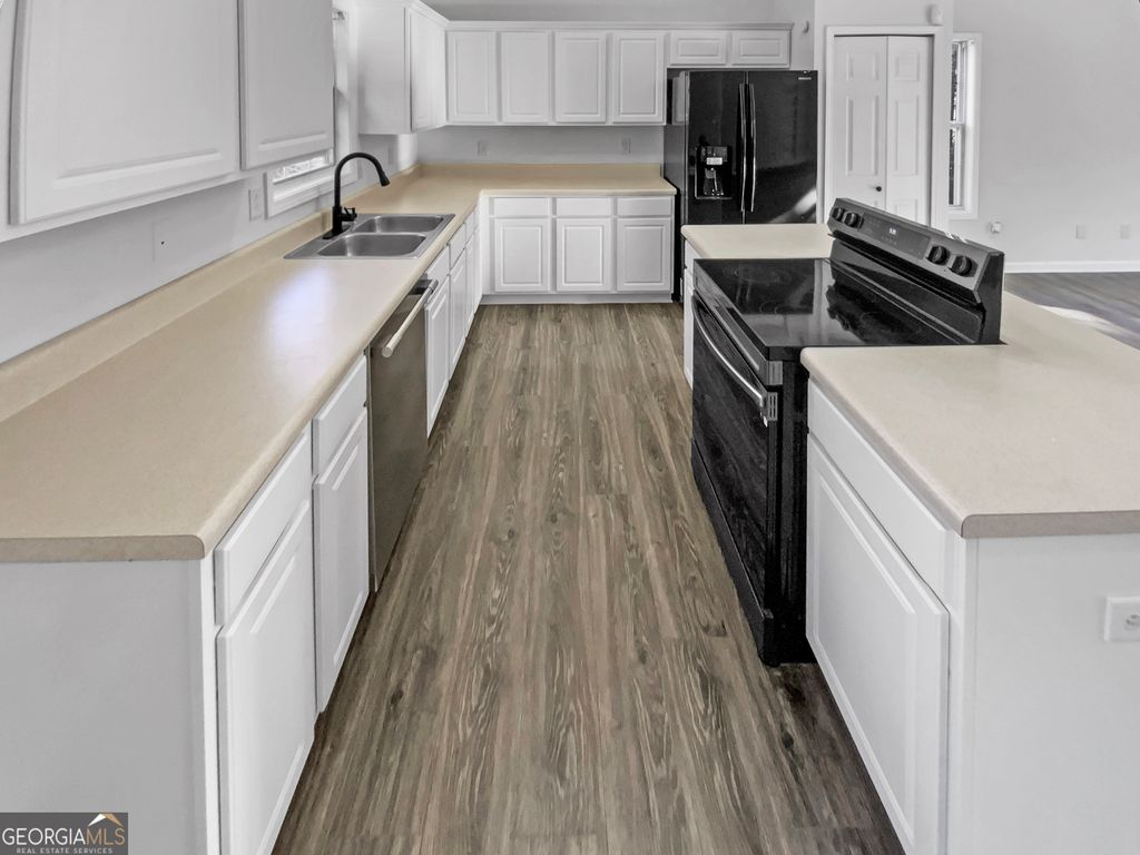 Photo of 5910 Shadewater Drive, Cumming, GA 30041 (MLS # 10656165)