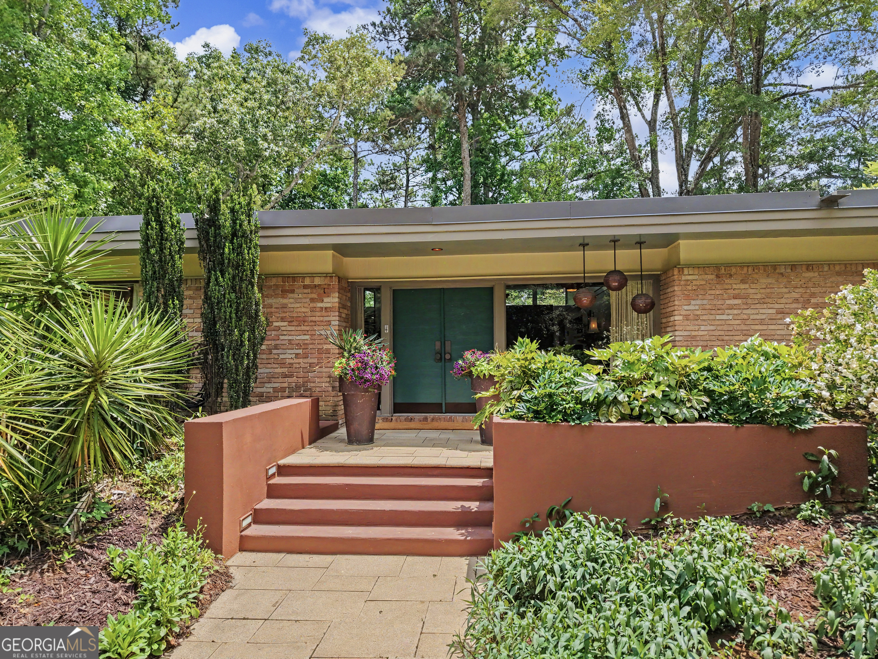 2793 Ridge Valley RD NW