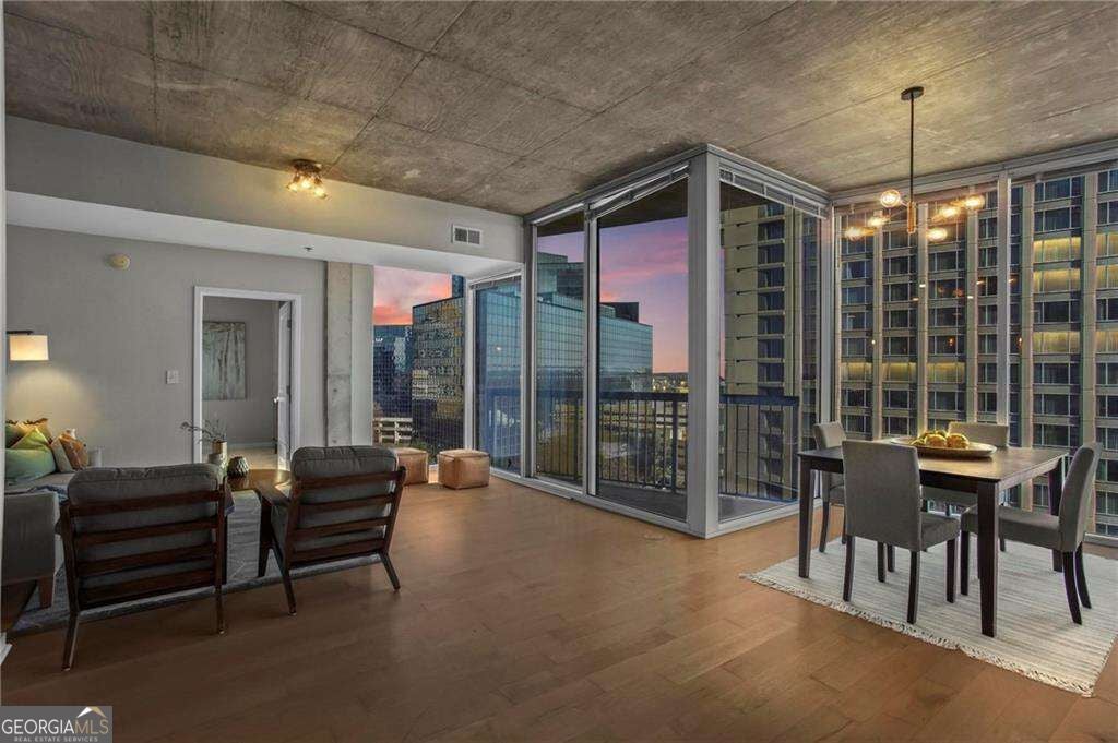 3324 Peachtree RD NE 901