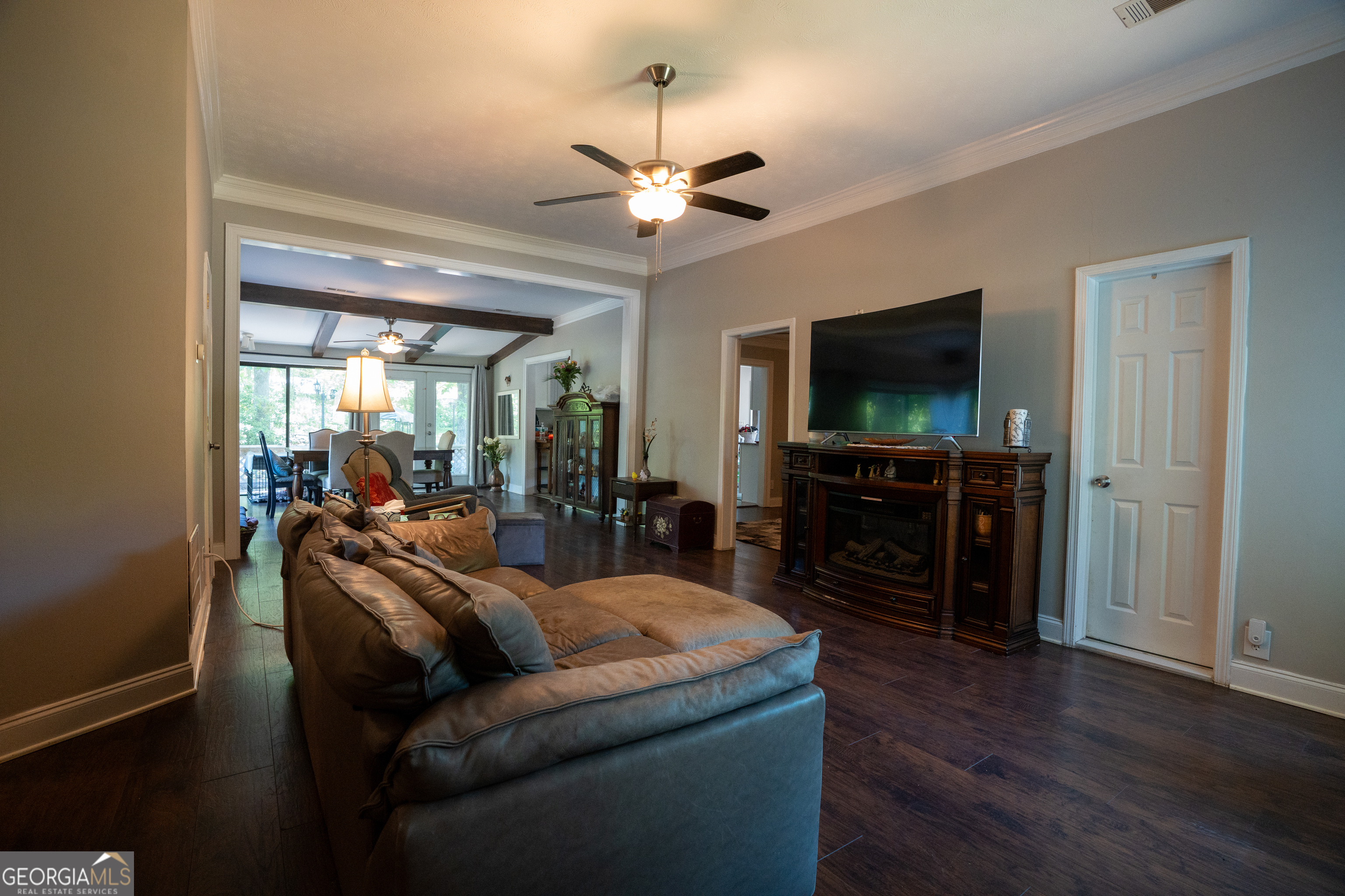 5945 Hopewell RD