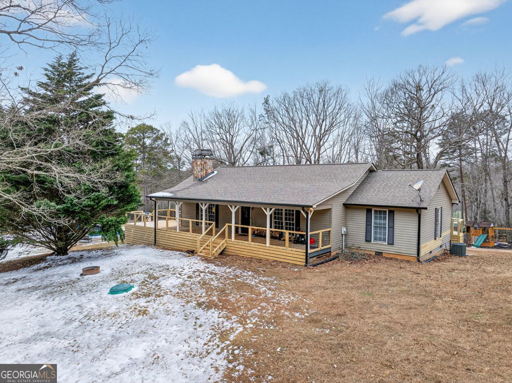 Photo of 194 Bunny Trail, Clarkesville, GA 30523 (MLS # 10682707)