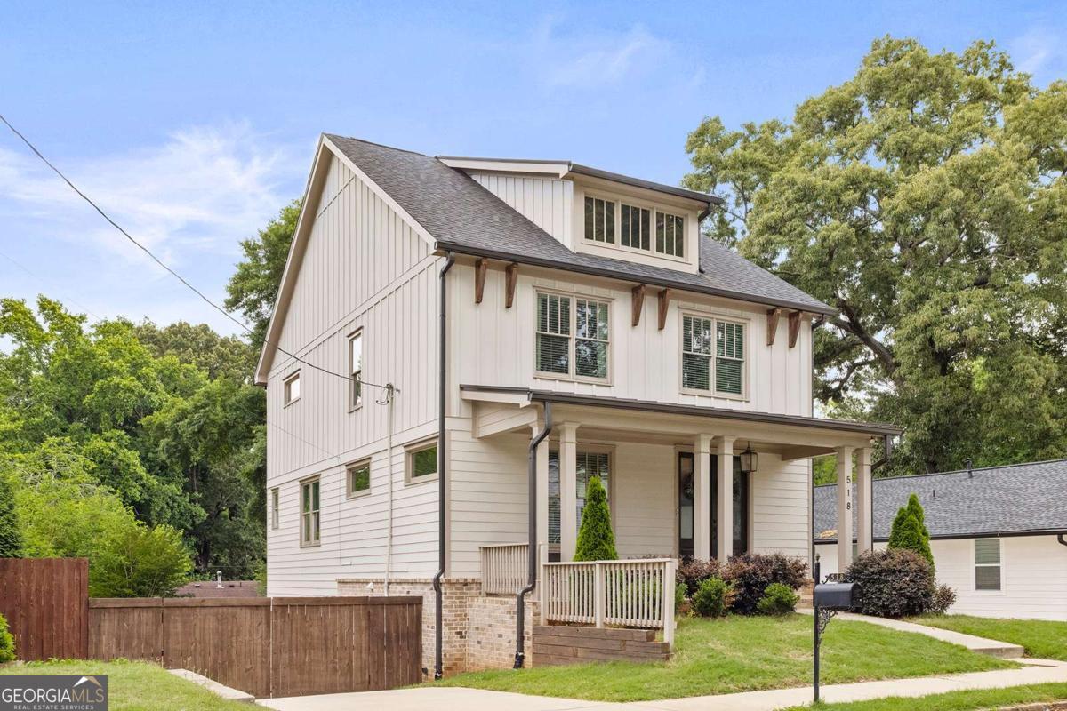 518 Oak DR