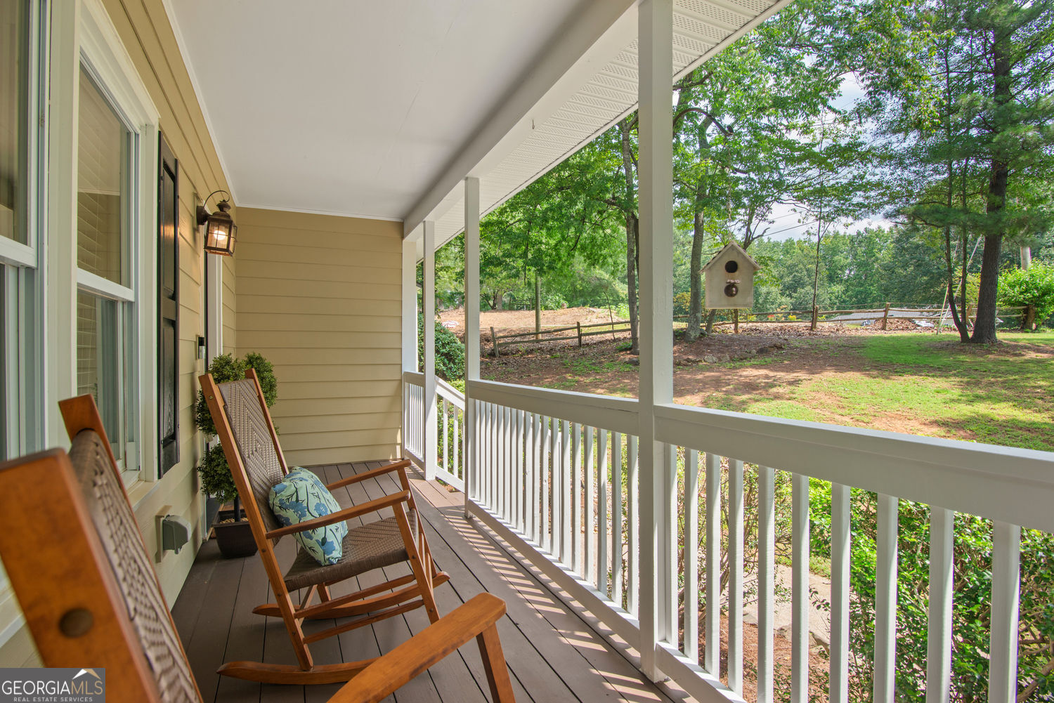 124 Hunters Mill RD