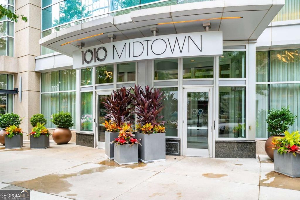 Photo of 1080 Peachtree Street NE #1411, Atlanta, GA 30309 (MLS # 10761759)