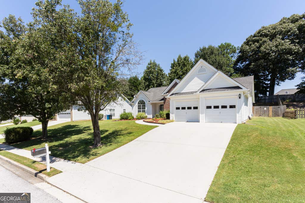 Photo of 2730 Matlin Way, Buford, GA 30519 (MLS # 10832927)