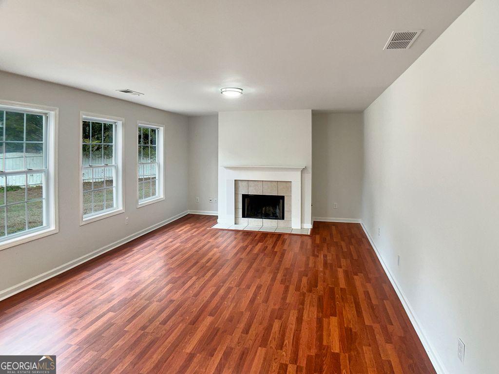 Photo of 863 Langley View Court, Loganville, GA 30052 (MLS # 10674166)