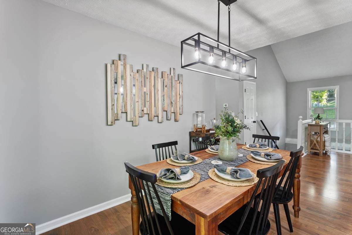 208 Timberline DR