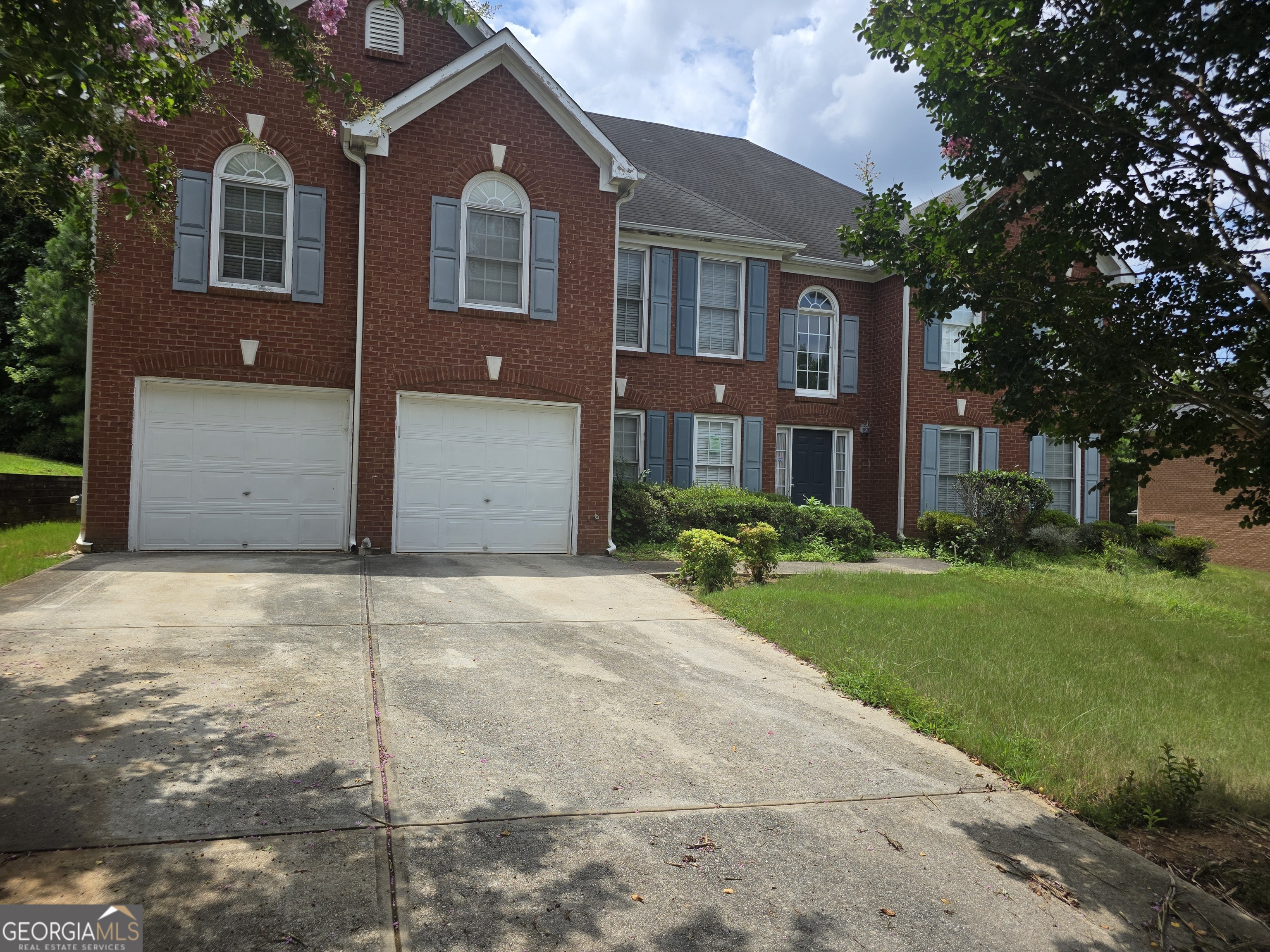 Rare Opportunity in Southland - DeKalb County's Most Sought-After Community! This short-term listing is your chance to own a solid home in one of DeKalb's most desirable neighborhoods - "Southland" - for a fraction of its potential value! The home is in great shape structurally and just needs a little TLC to transform it into your dream residence. Seller Offering Up to $12,000 in Closing Incentives! + PLUS Over $75,000 in Instant Equity - Roll your renovation costs into your mortgage and create the perfect home tailored to your taste. Whether you're a first-time buyer or looking for your next family home, this property offers limitless potential in a well-established, amenity-rich community known for its charm, location, and convenience. Act Fast - This property will only be available for a limited time. If not sold quickly, it will be professionally renovated and relisted at $477,800 based on the After Repair Value (ARV). Don't miss your window to buy smart, customize it your way, and build equity from day one. Tour it today, talk to your lender, and bring your best offer before the opportunity slips away!